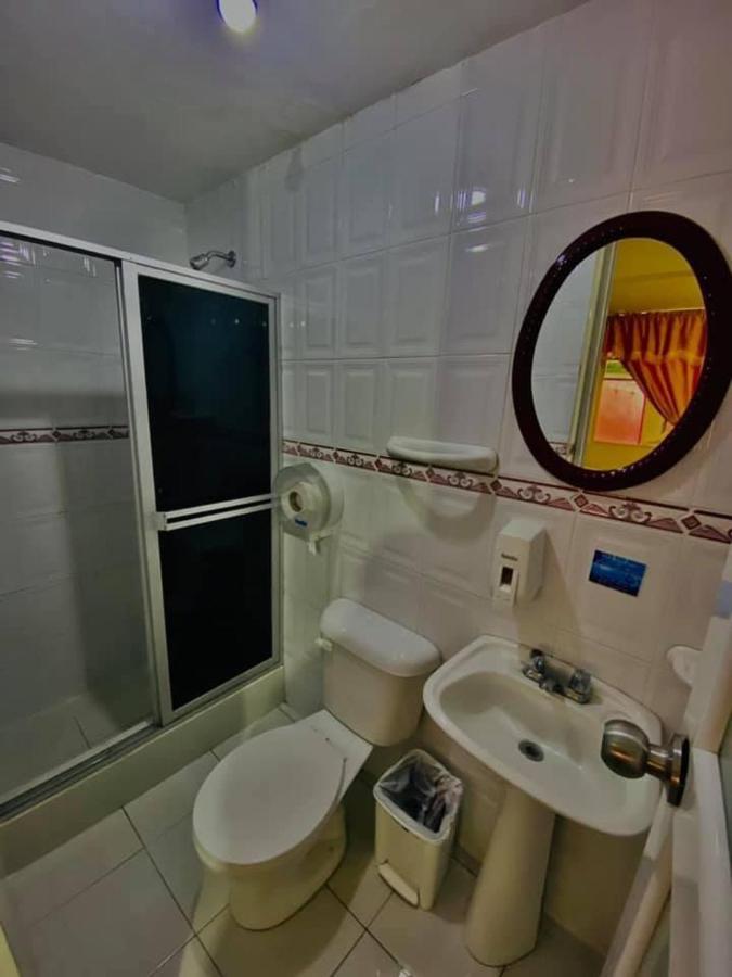 Hotel Jimmy Latacunga Buitenkant foto