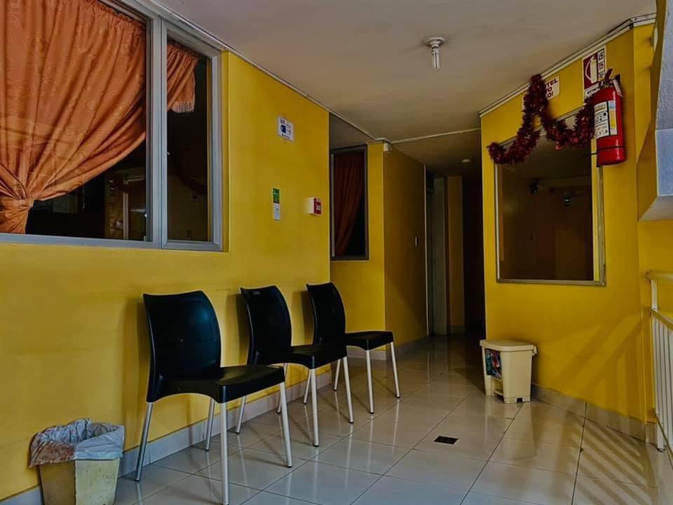 Hotel Jimmy Latacunga Buitenkant foto
